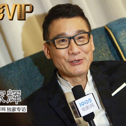 吸允式裸体互伸舌头激情舌吻